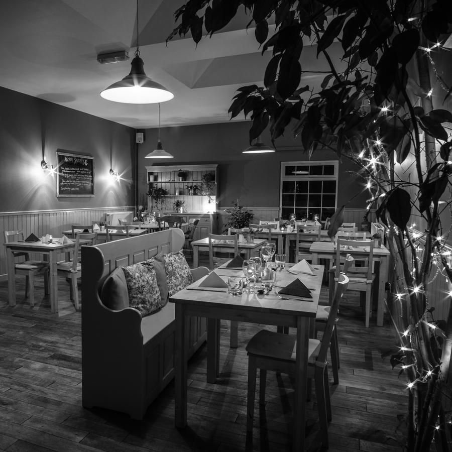 Anchor Inn Oake Bagian luar foto